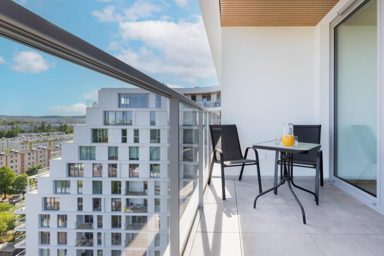 Tarasy Baltyku Apartments & Parking & Balcony By Noclegi Renters Gdańsk Exterior foto
