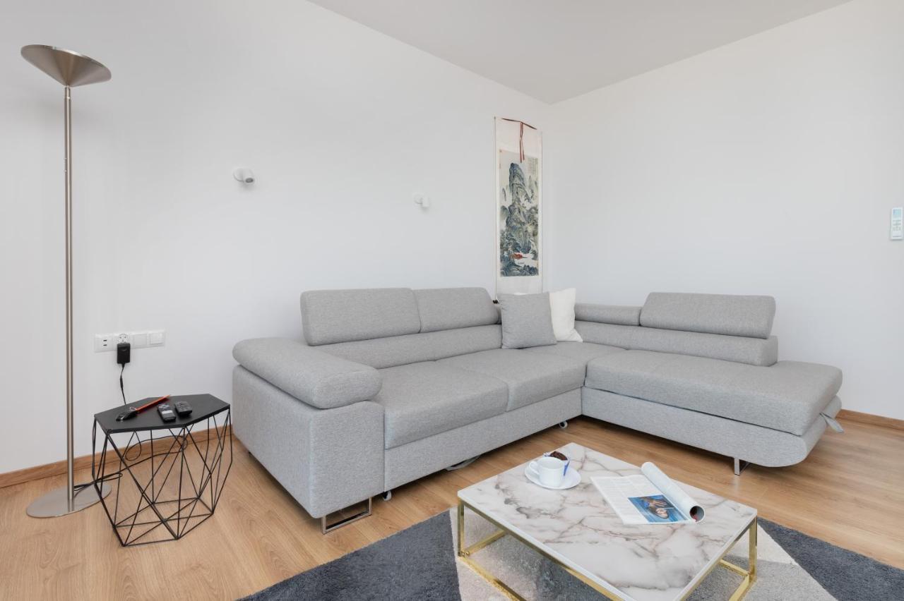 Tarasy Baltyku Apartments & Parking & Balcony By Noclegi Renters Gdańsk Exterior foto