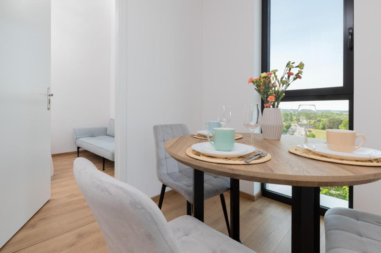 Tarasy Baltyku Apartments & Parking & Balcony By Noclegi Renters Gdańsk Exterior foto