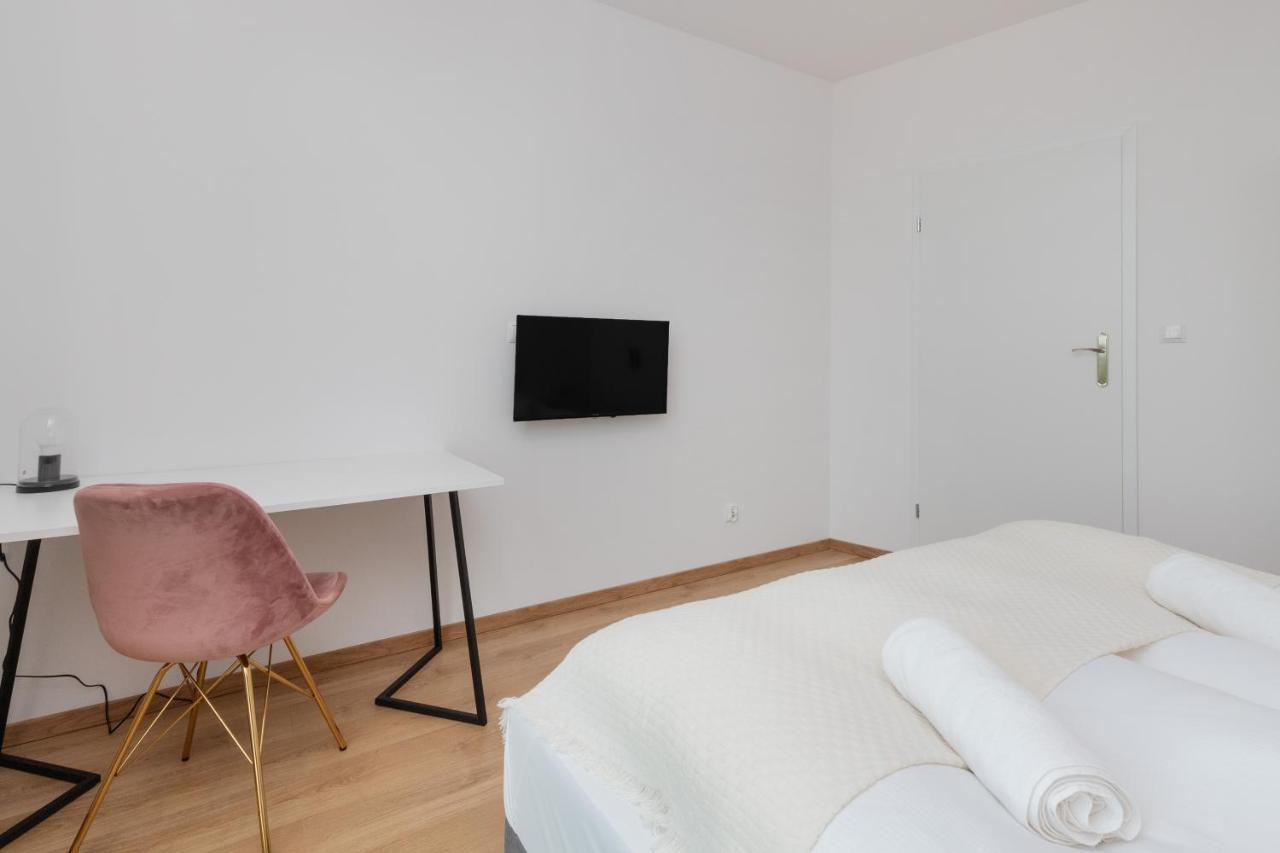 Tarasy Baltyku Apartments & Parking & Balcony By Noclegi Renters Gdańsk Exterior foto
