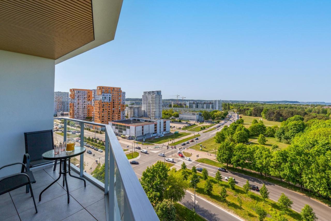 Tarasy Baltyku Apartments & Parking & Balcony By Noclegi Renters Gdańsk Exterior foto